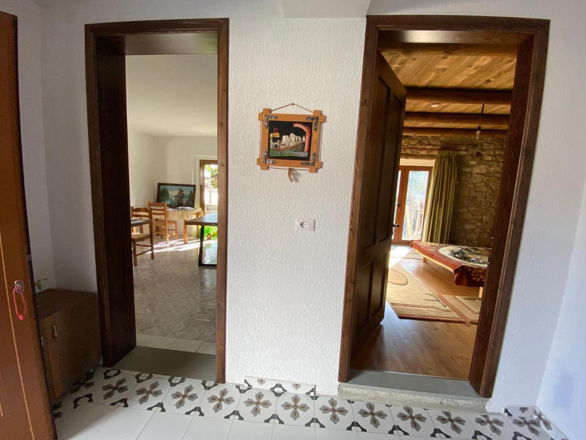 Villa Shuaipaj Gjirokastër Eksteriør billede