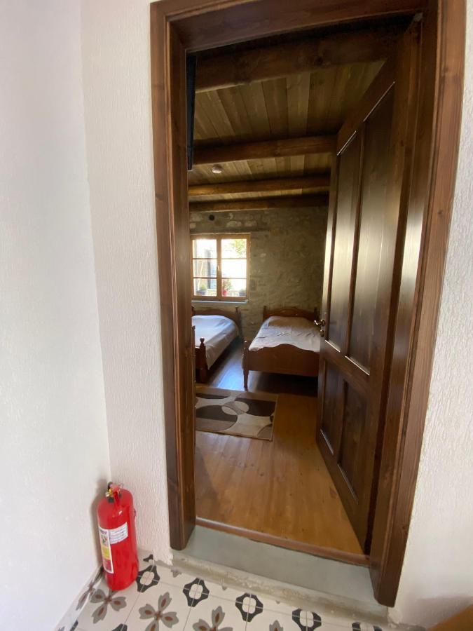 Villa Shuaipaj Gjirokastër Eksteriør billede